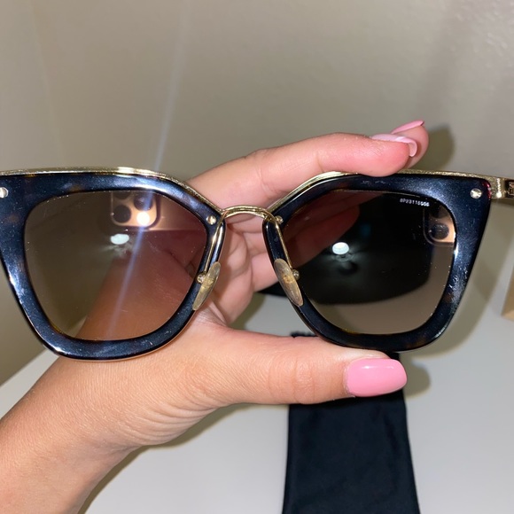 PRADA PR53SS Sunglasses - Picture 6 of 8